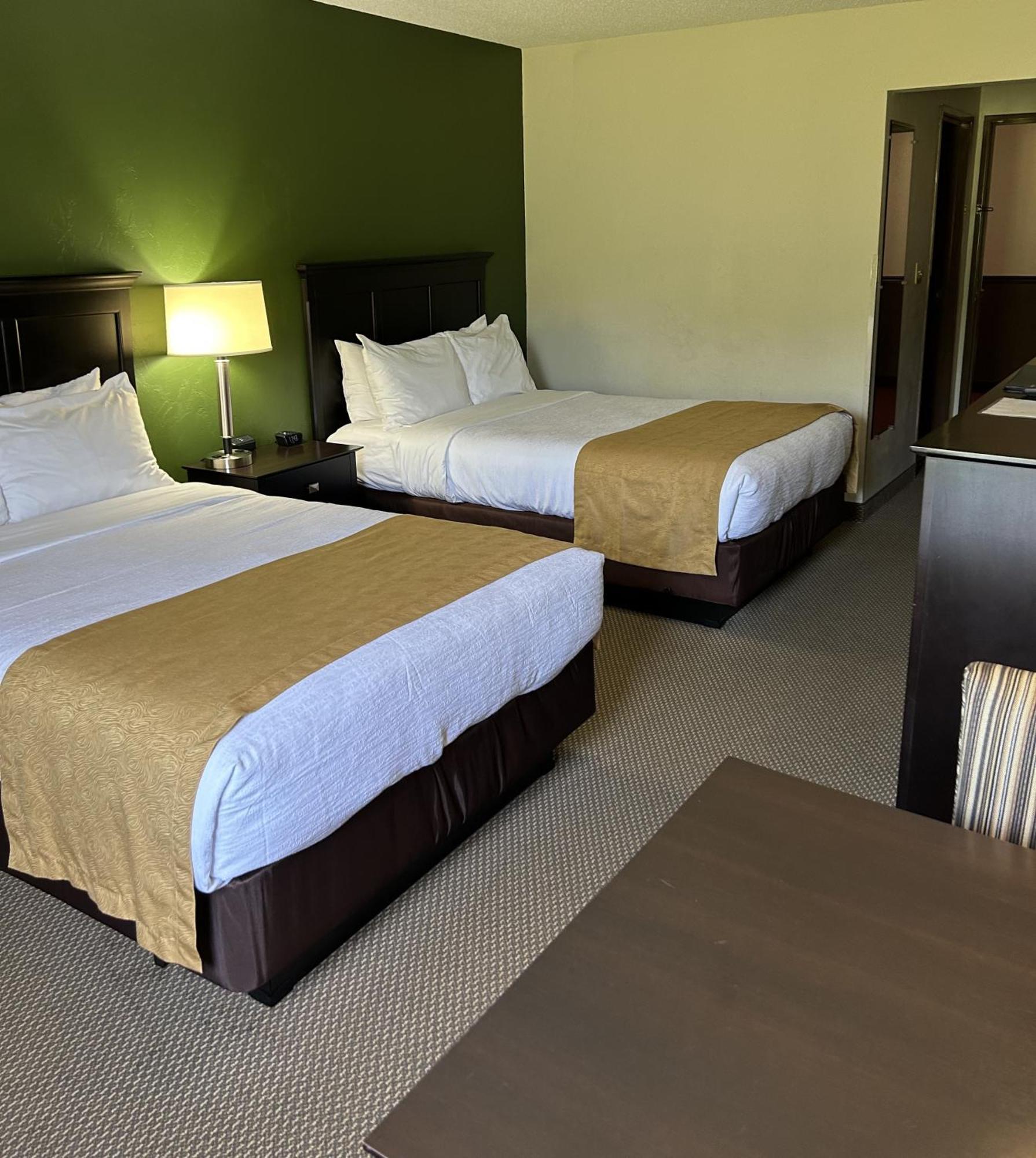 Boarders Inn & Suites By Cobblestone Hotels - Munising Wetmore Exteriér fotografie