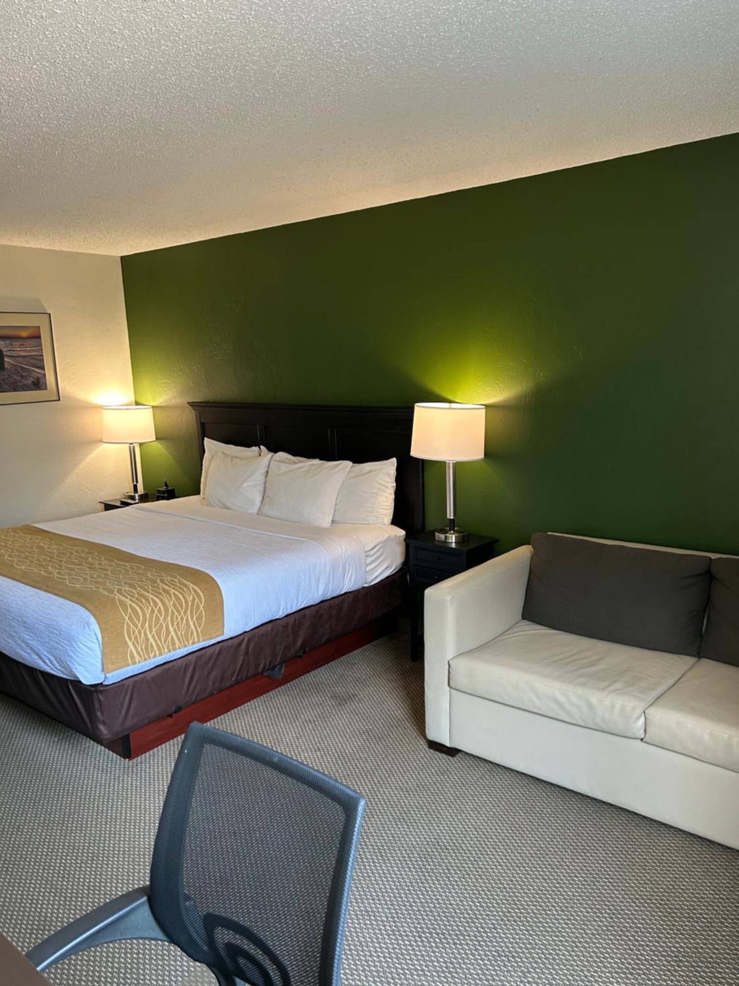 Boarders Inn & Suites By Cobblestone Hotels - Munising Wetmore Exteriér fotografie
